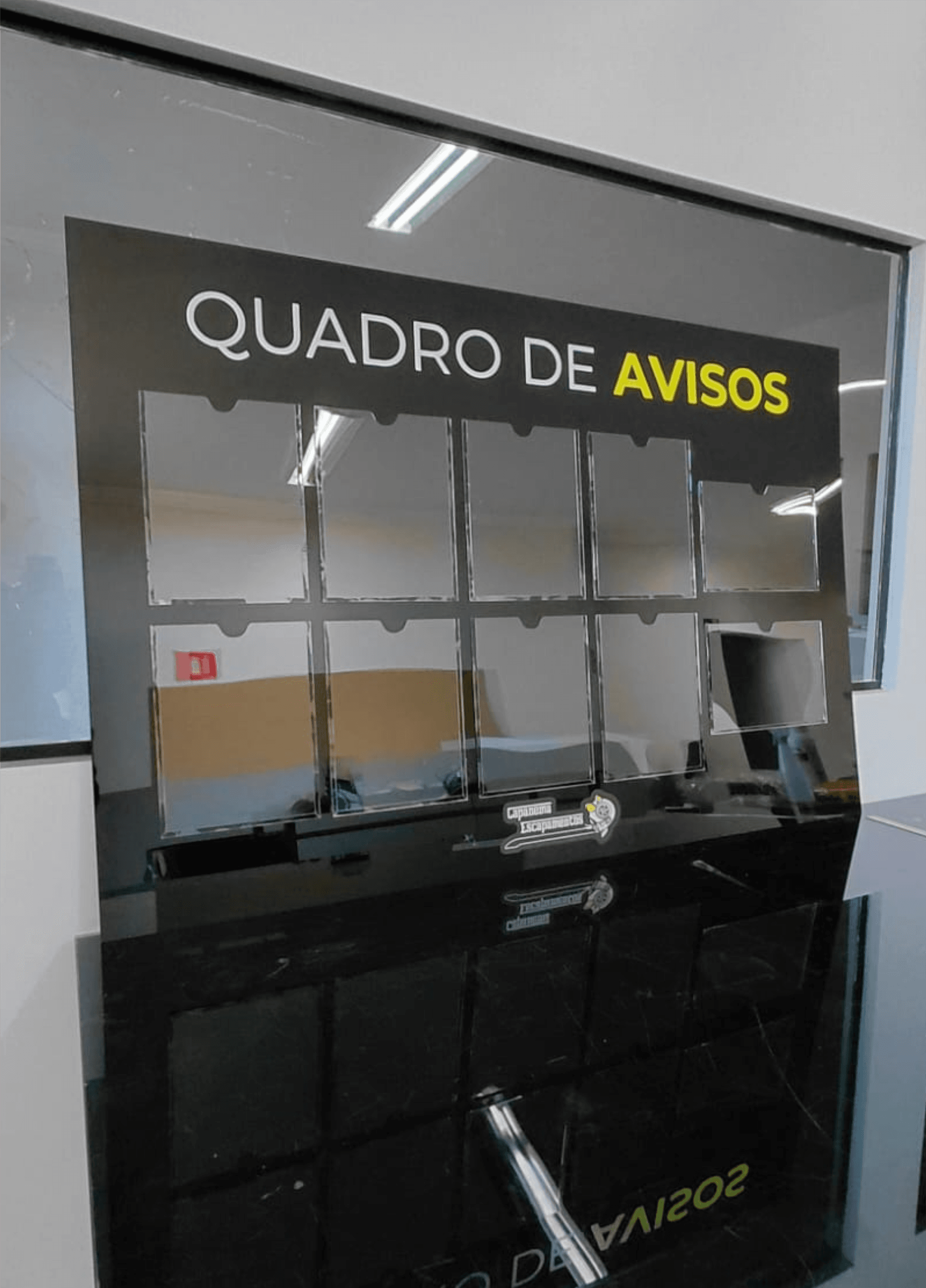 Peça em Acrílico