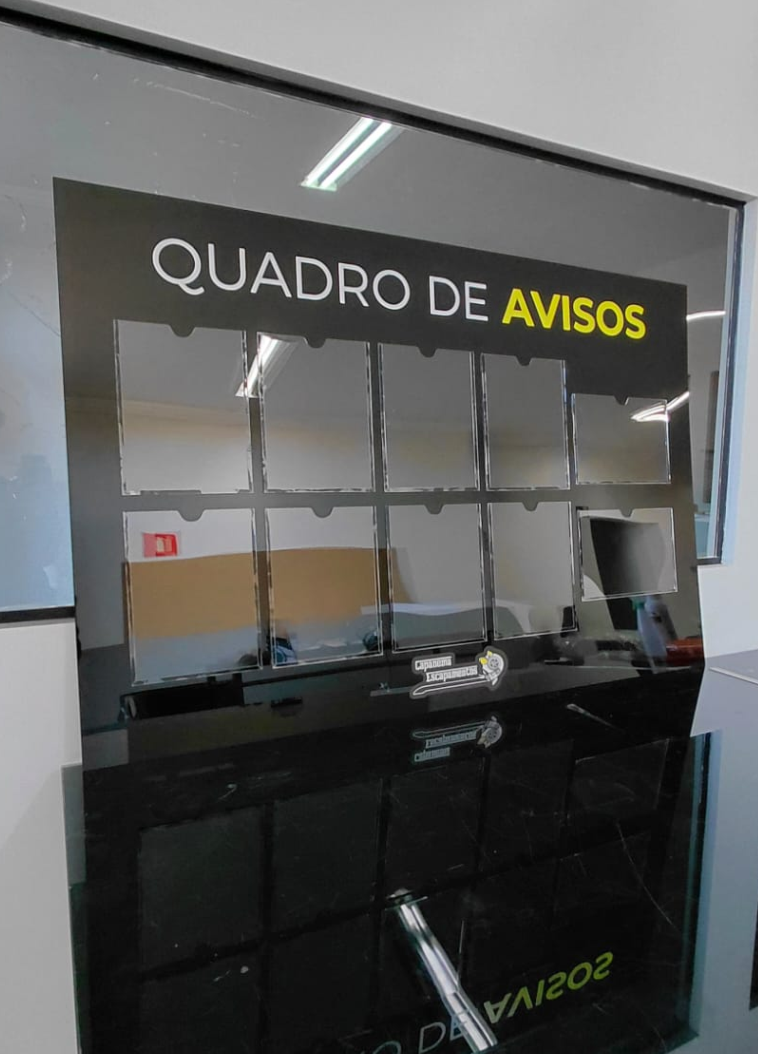 Peça em Acrílico