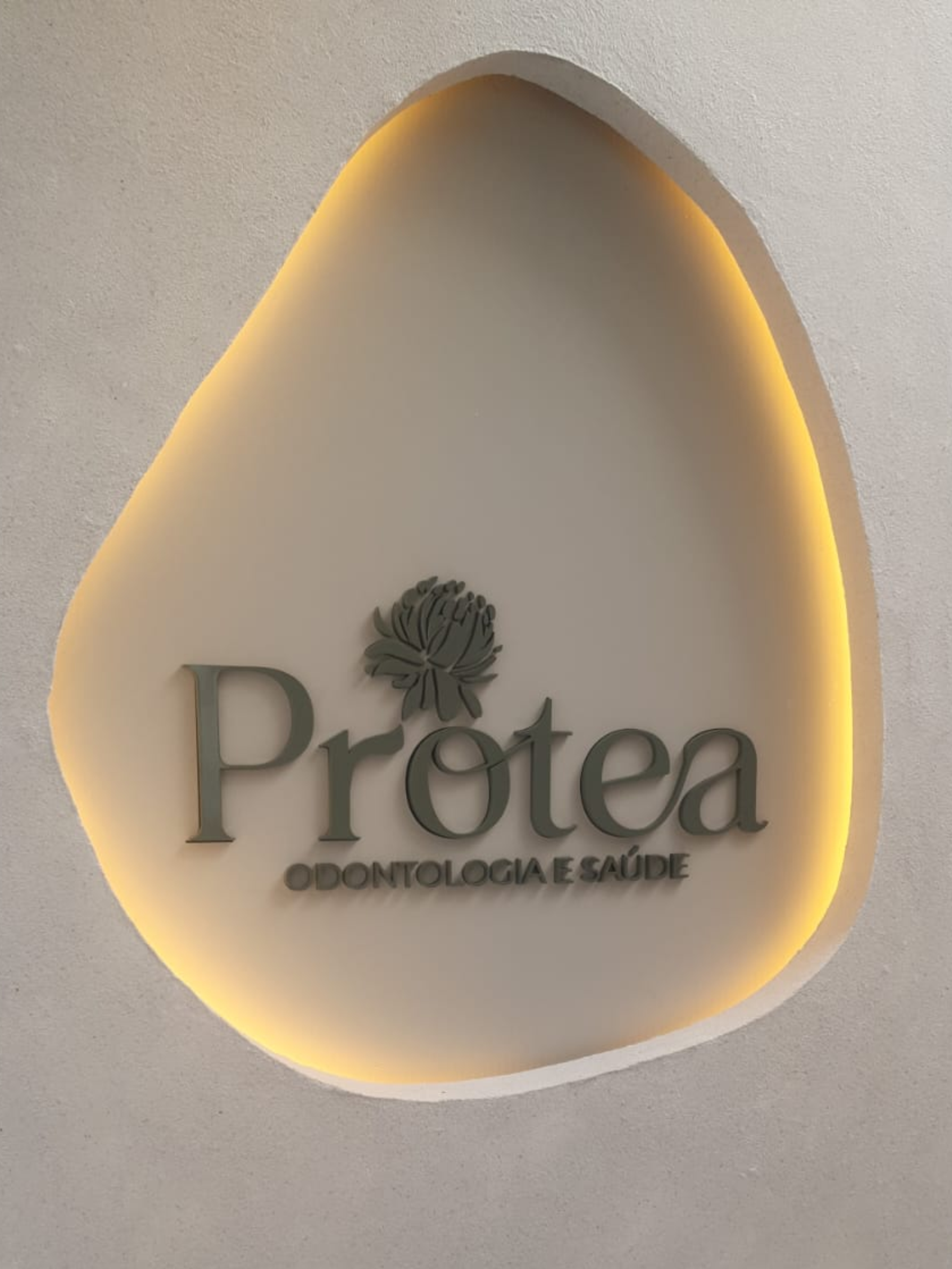 Peça em Acrílico